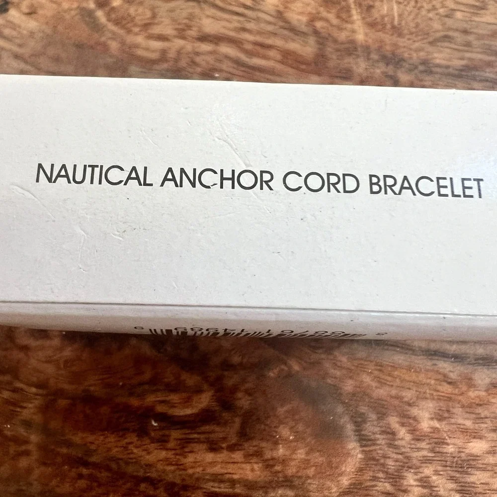 Avon Nautical Anchor Cord Bracelet NOS in Box Navy White Rope w/ Gold Anchor‎